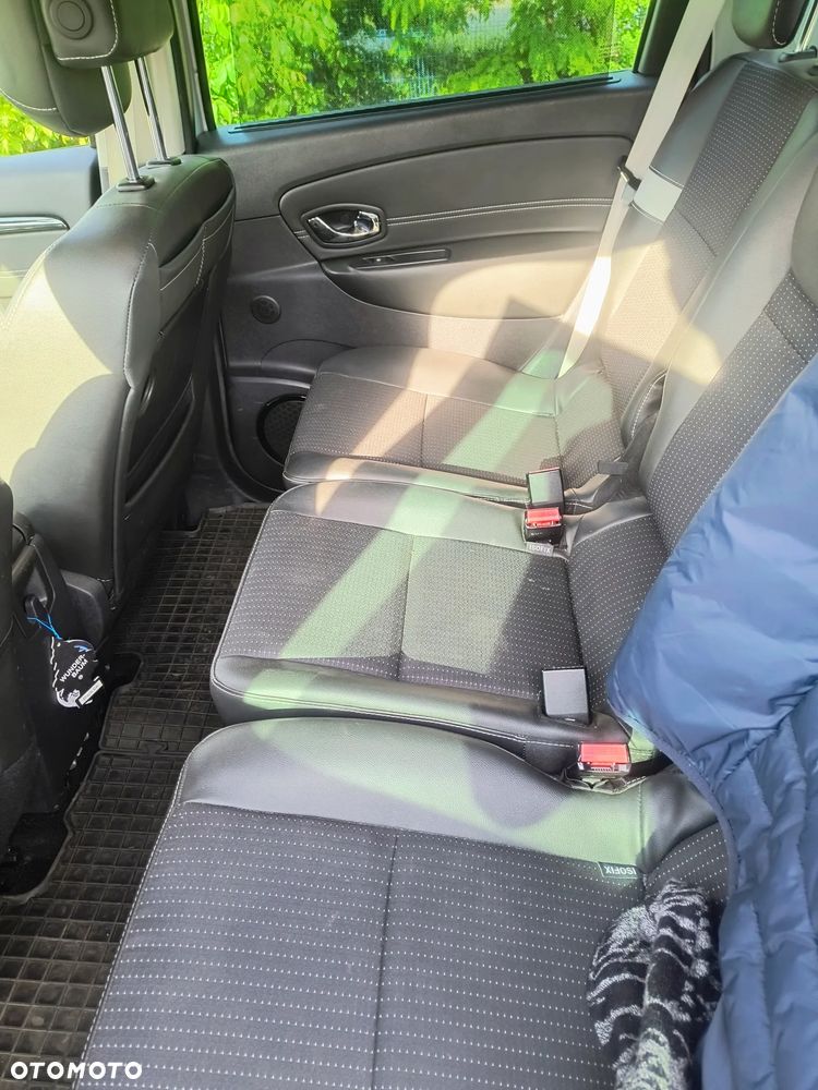 Renault Scenic Energy dCi 130 Start & Stop Euro 6 Bose Edition - 19