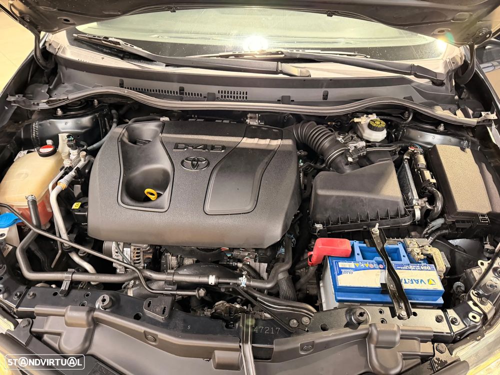 Toyota Auris Touring Sports 1.4 D-4D Com+P.Sport +Navi - 26