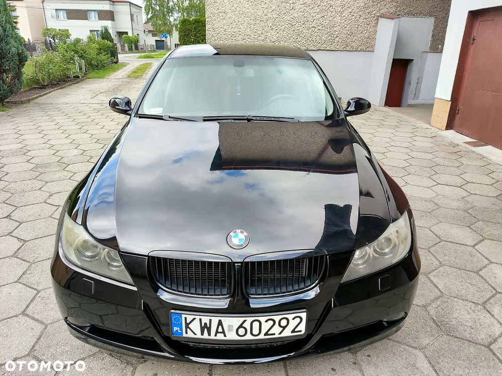 BMW Seria 3 318i 2005