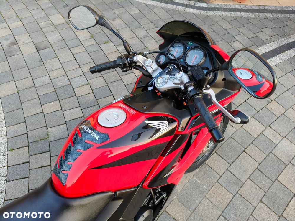 Honda CBR - 11