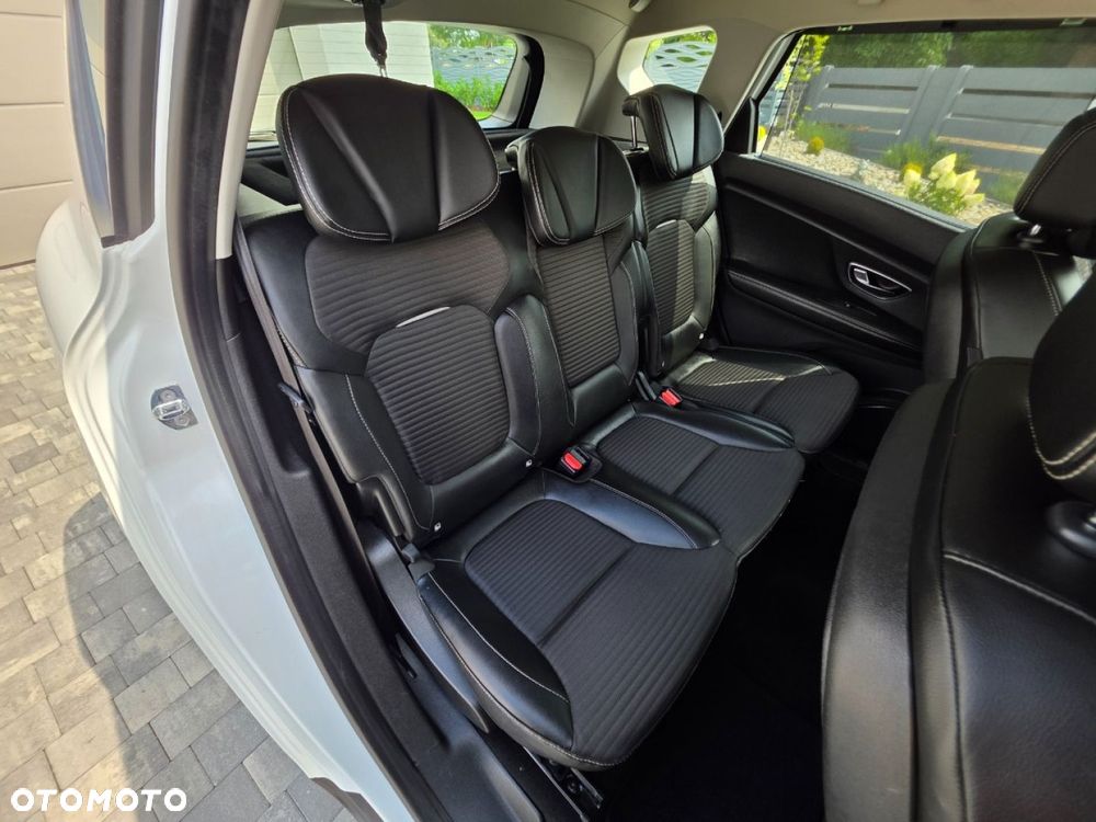 Renault Scenic - 23