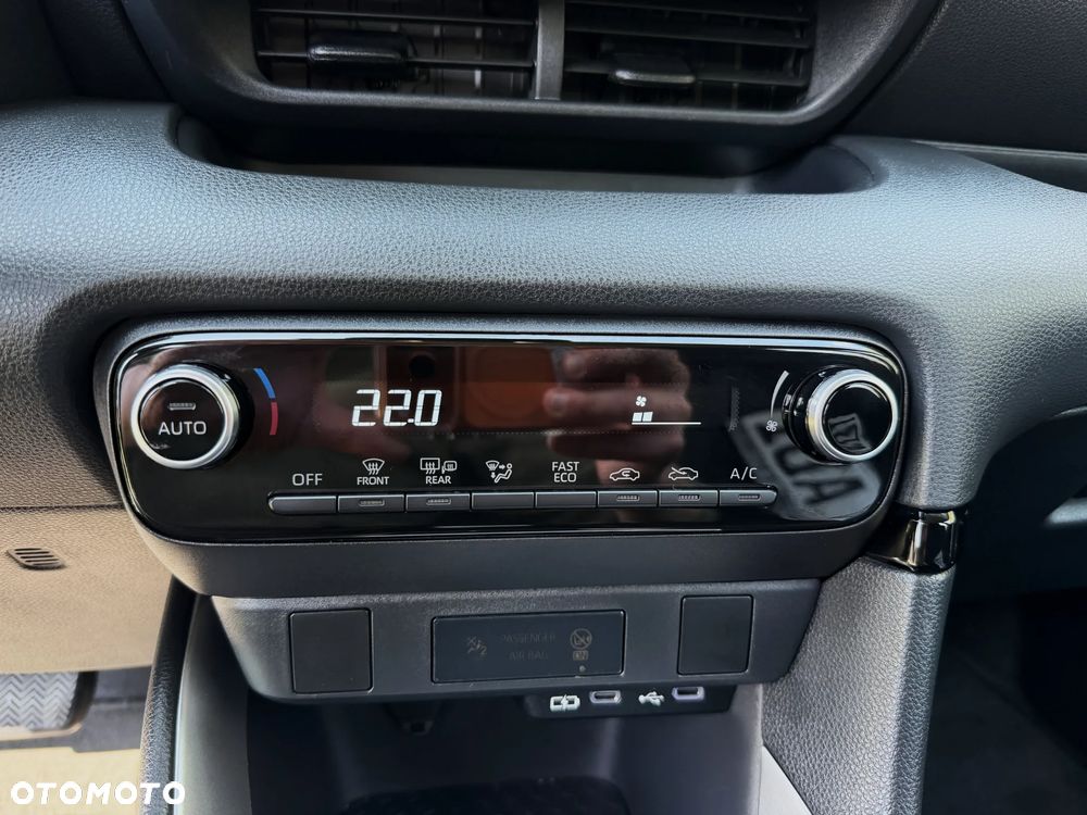 Toyota Yaris Hybrid 1.5 Comfort - 30