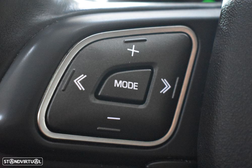 Land Rover Range Rover Evoque 2.0 Si4 HSE - 44