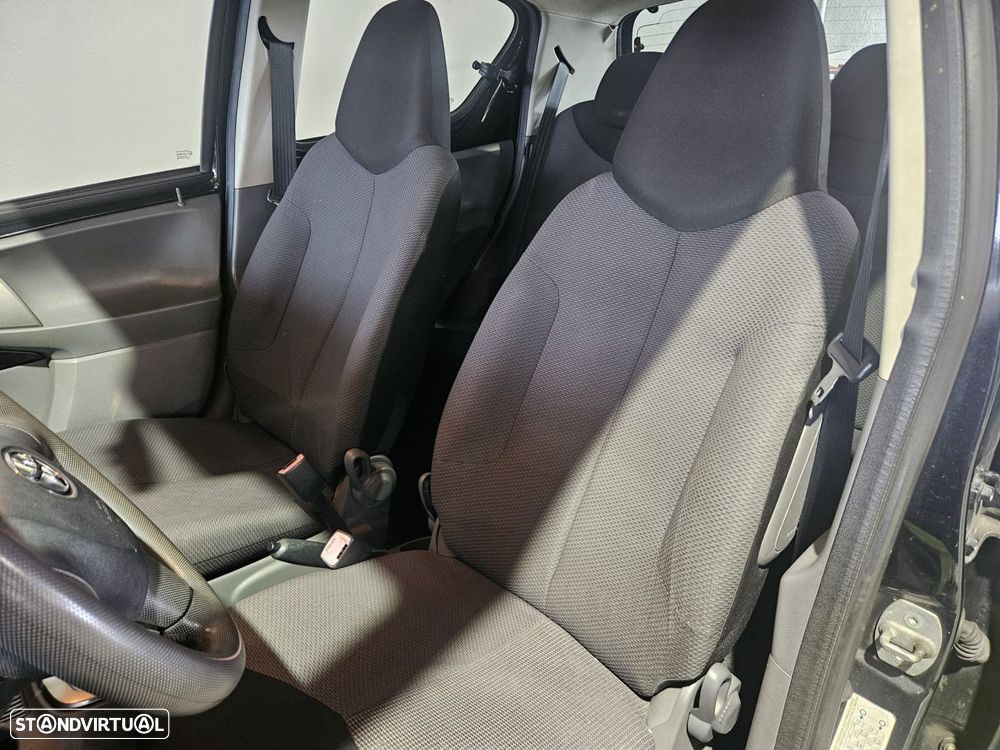 Toyota Aygo - 9