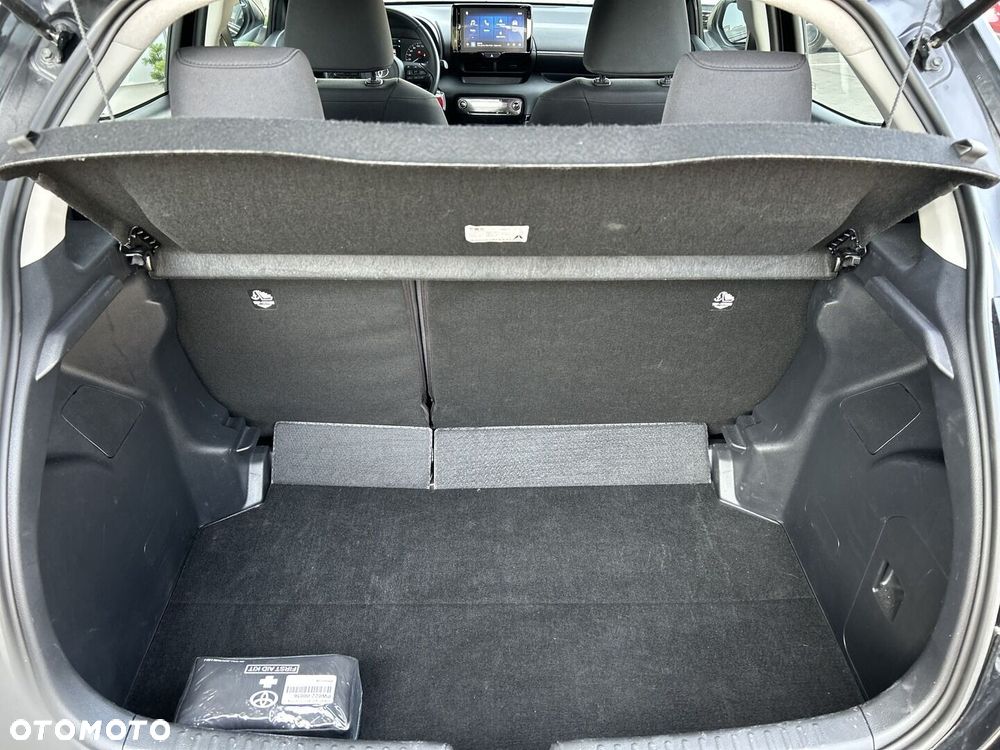 Toyota Yaris Hybrid 1.5 Comfort - 24