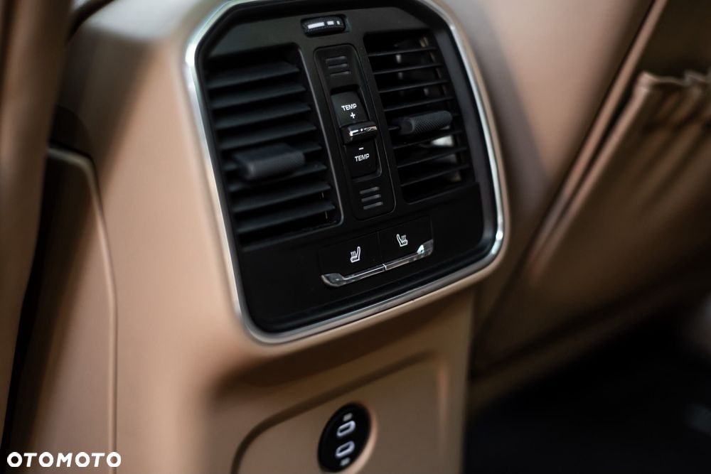 Porsche Macan Standard - 21