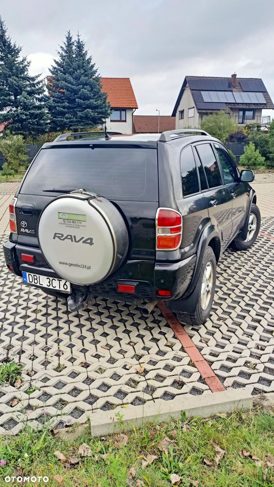 Toyota RAV4 2.0 VVT-i 4x4 - 5