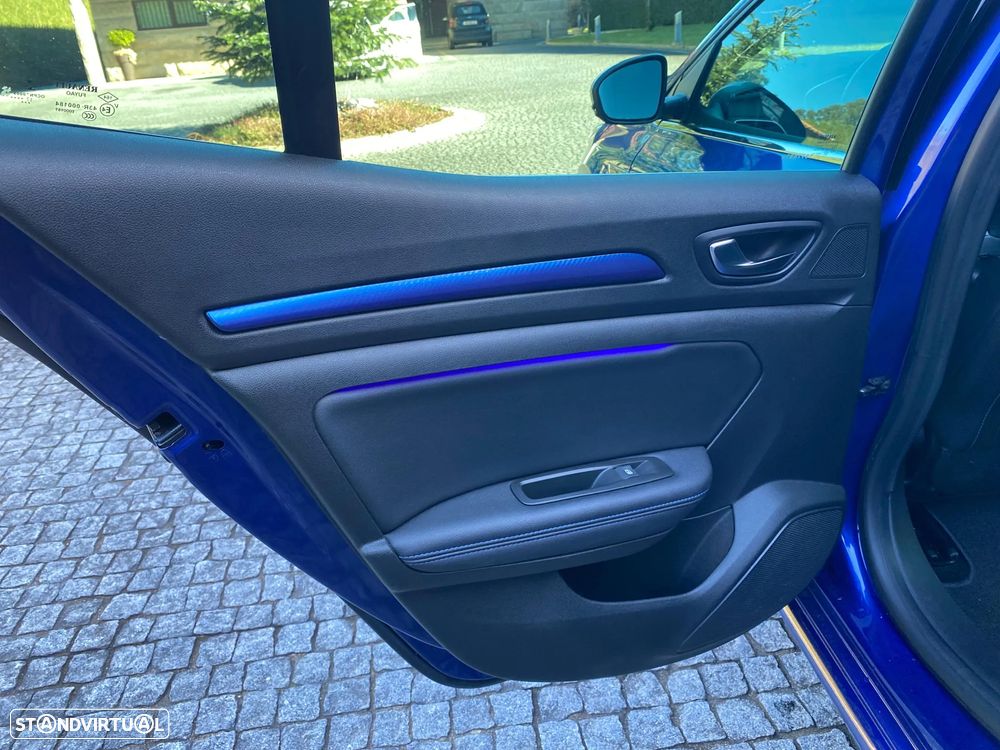 Renault Mégane 1.6 TCe GT EDC - 32