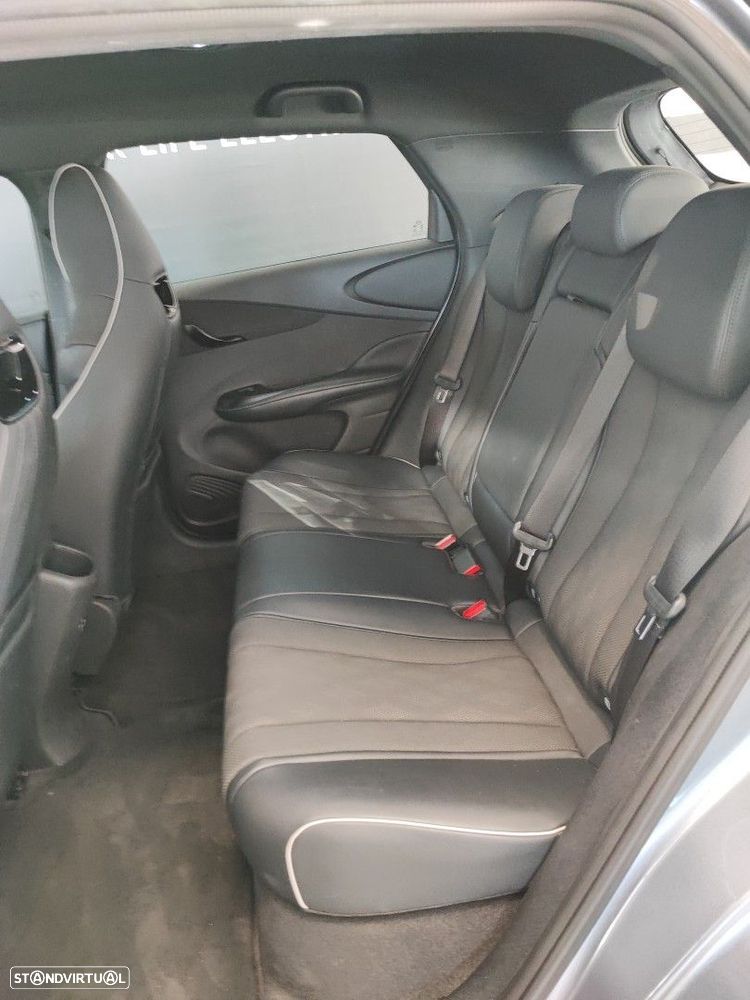 BYD Dolphin 60.4 kWh Comfort - 8