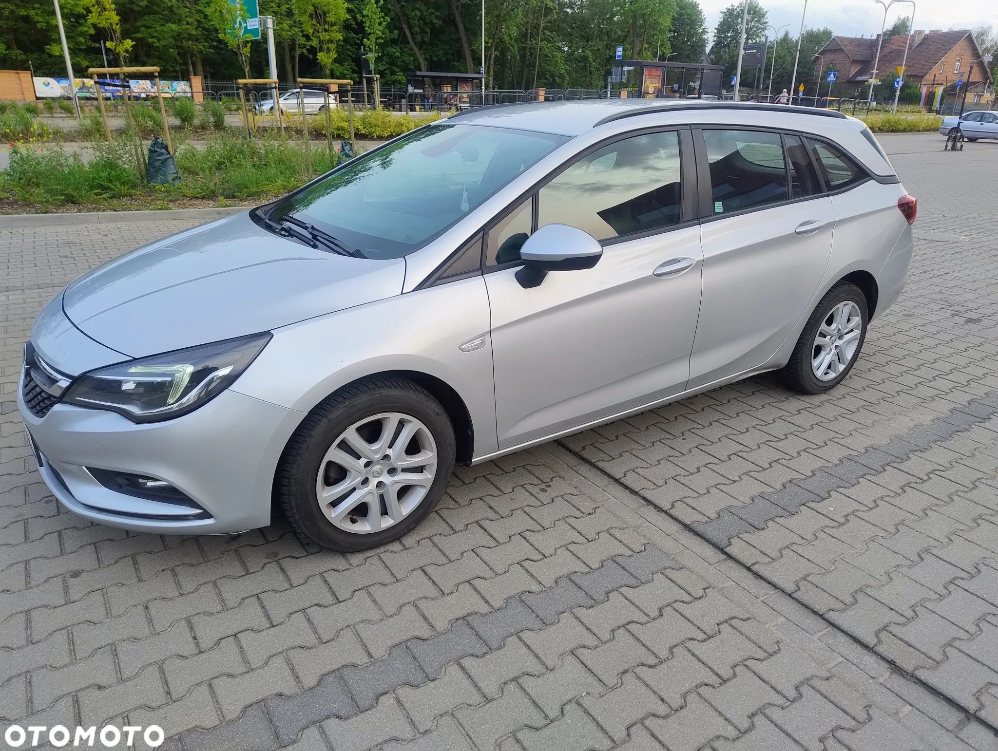 Opel Astra V 1.6 CDTI Enjoy S&S - 1