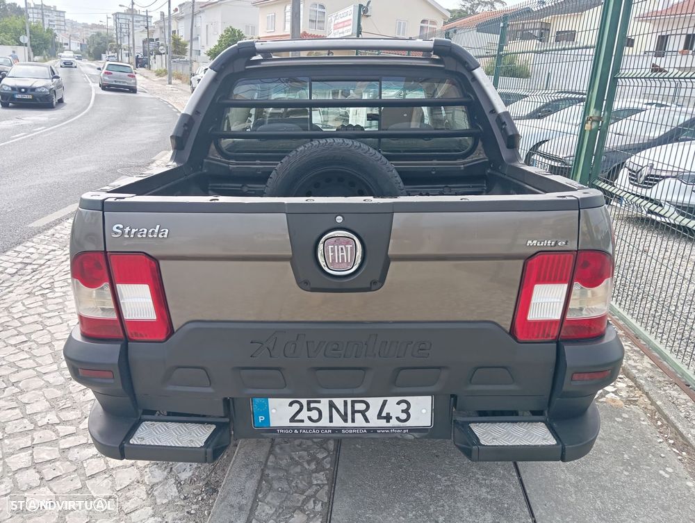 Fiat Strada Adventure - 4