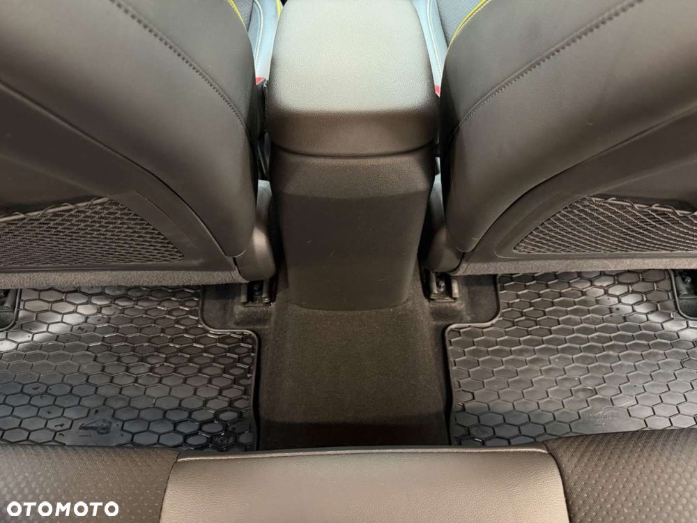 Hyundai Kona - 34