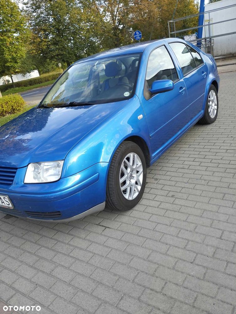 Volkswagen Bora - 2
