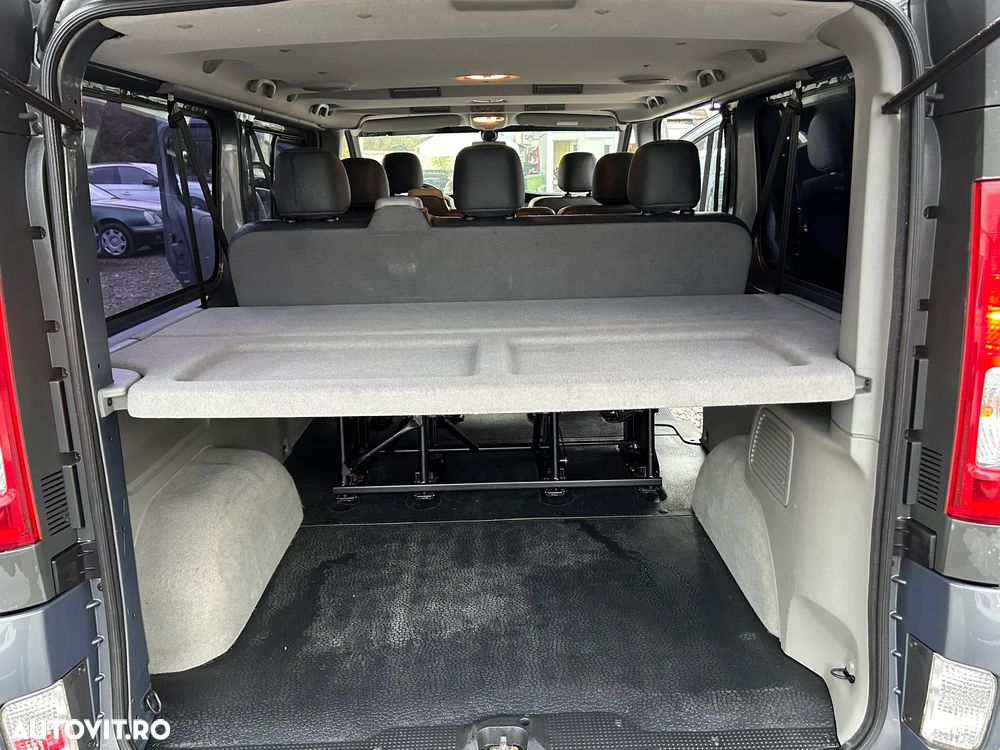 Renault Trafic 2.0 dCi 115 Combi L1H1 - 17