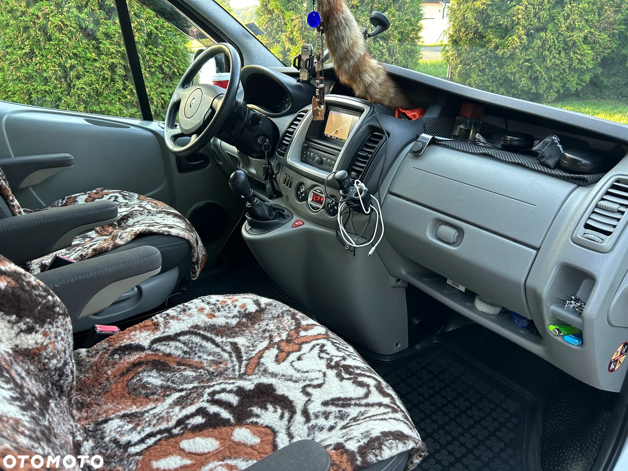 Renault Trafic - 16