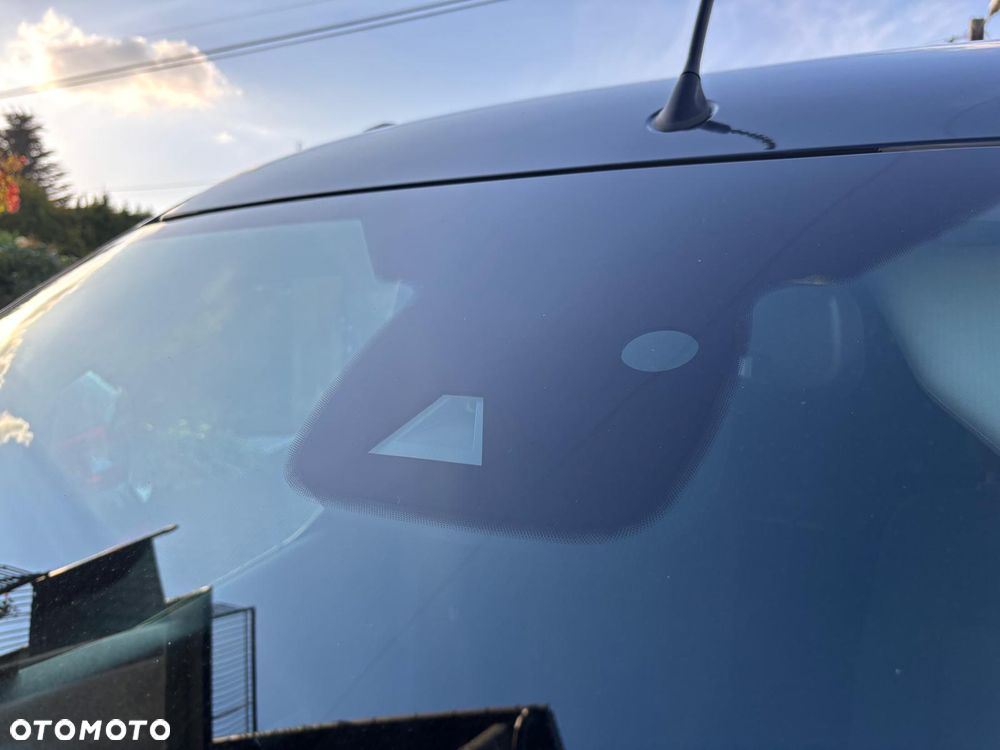 Ford Tourneo Connect Grand - 12