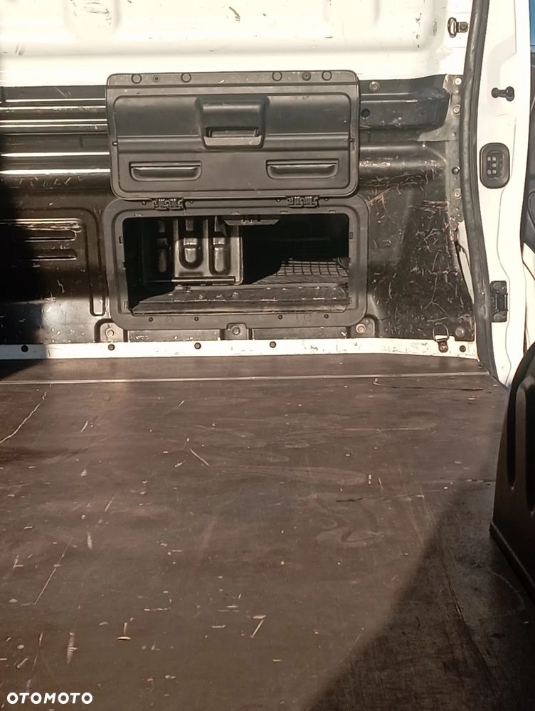 Fiat Talento Vivaro trafic - 14