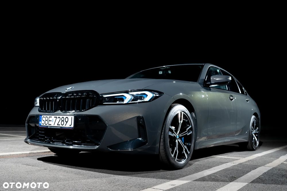 BMW Seria 3 330i xDrive M Sport - 8