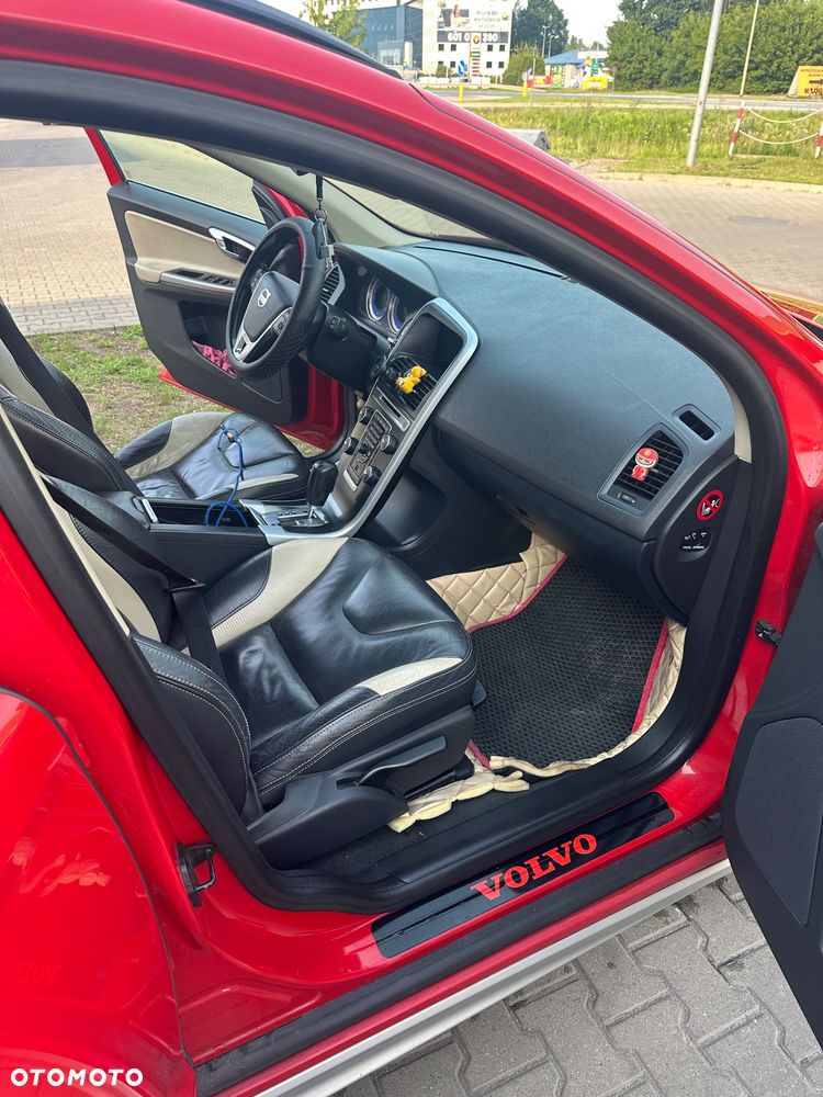 Volvo XC 60 - 8