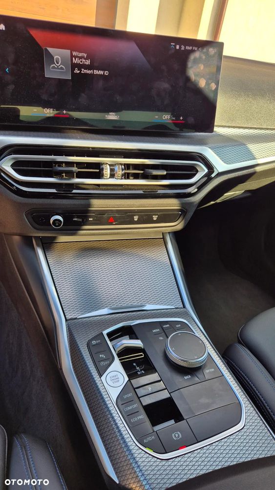 BMW Seria 3 318i - 11