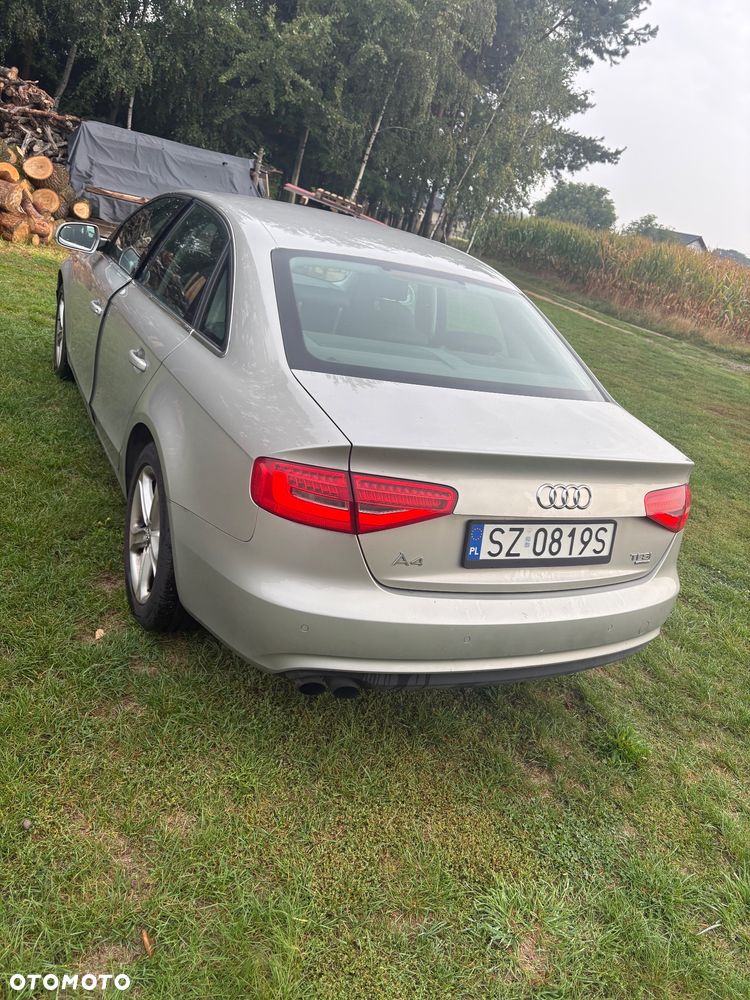 Audi A4 Limousine 1.8 TFSI Quattro Line - 3