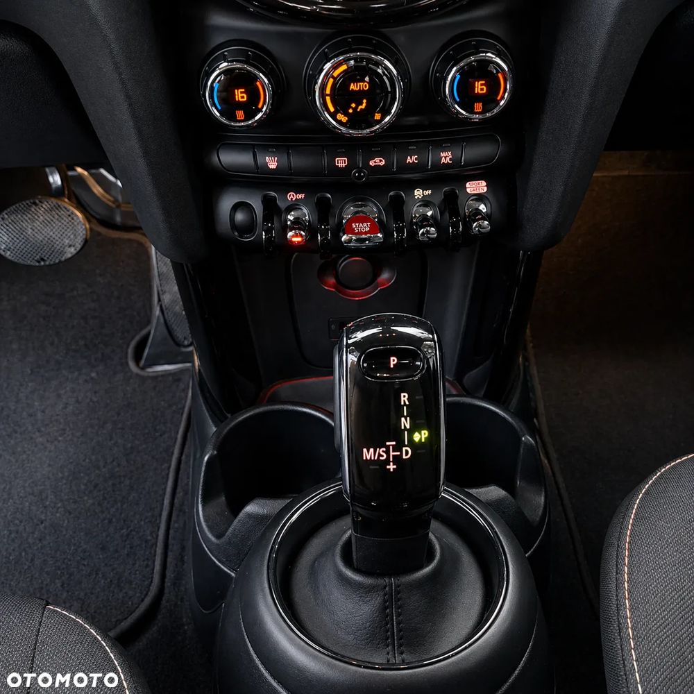 MINI Cooper Standard - 20