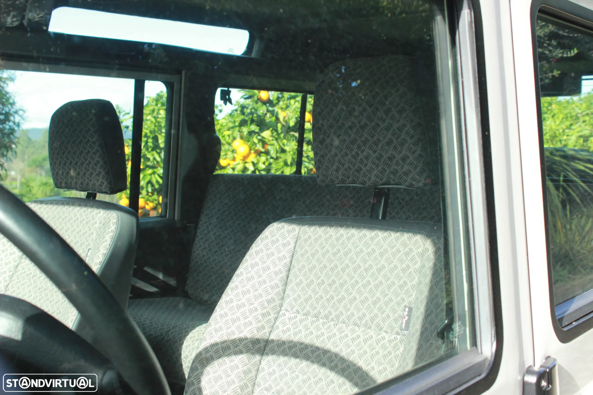 Land Rover Defender 110 2.5 TDi Metal Top - 9