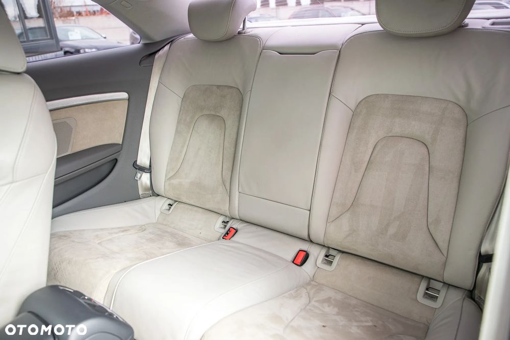 Audi A5 ver-3-0-tdi-quattro - 27