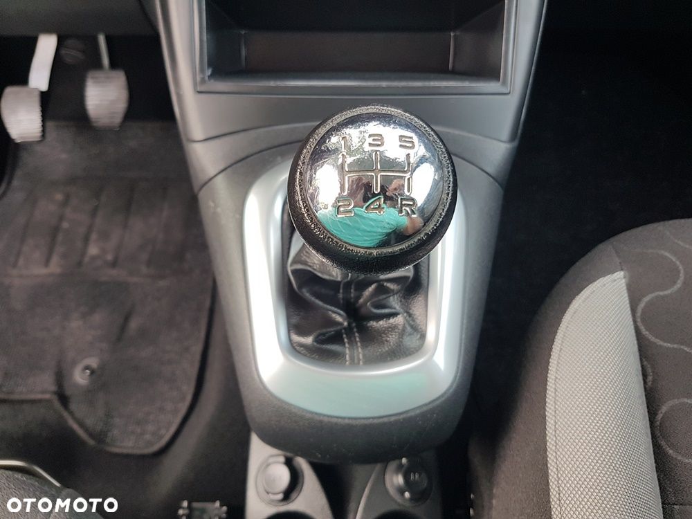 Citroën C3 Picasso VTi 120 Color Selektion - 21