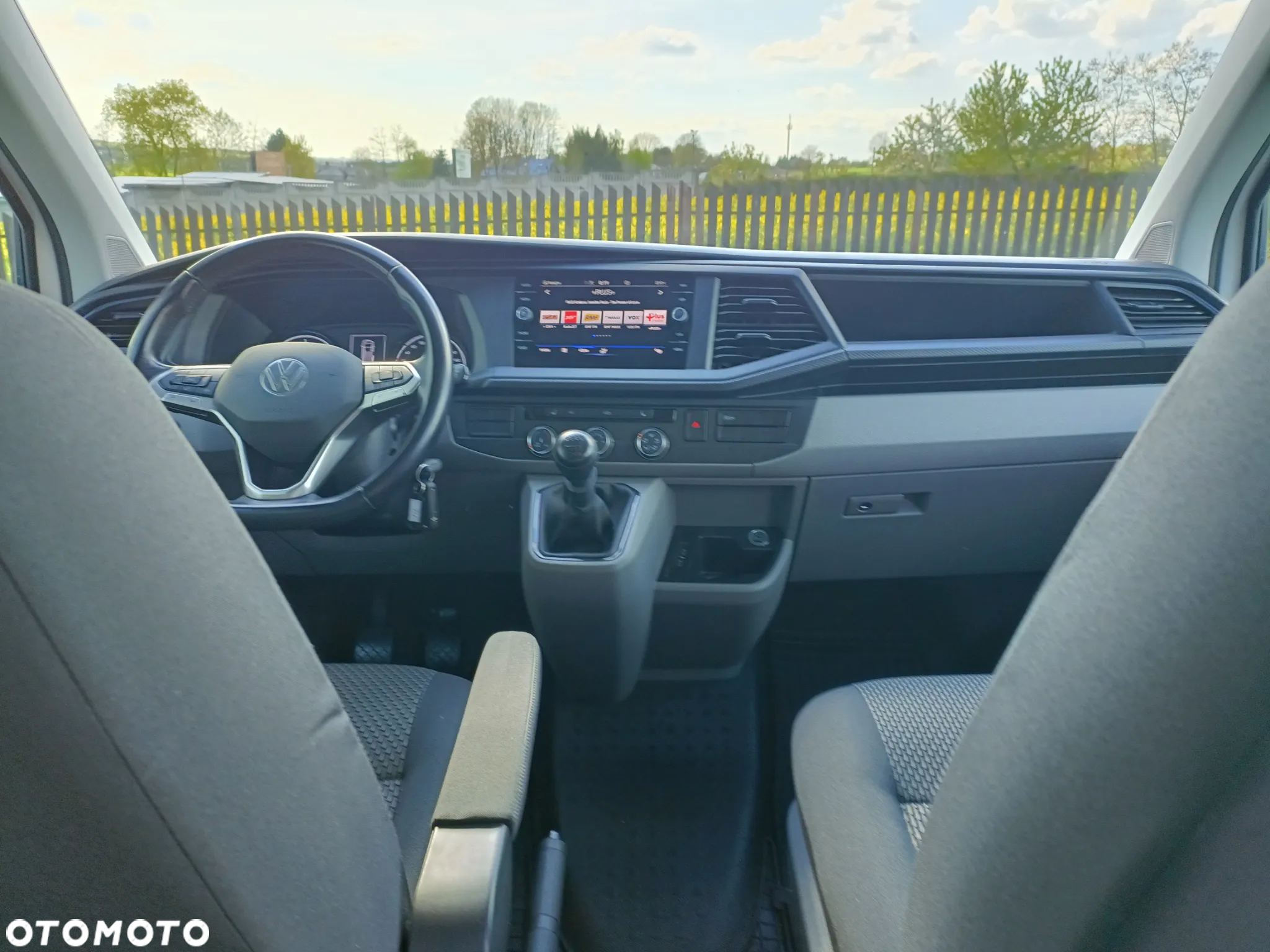 Volkswagen Transporter TDI Lang Plus Edition - 25