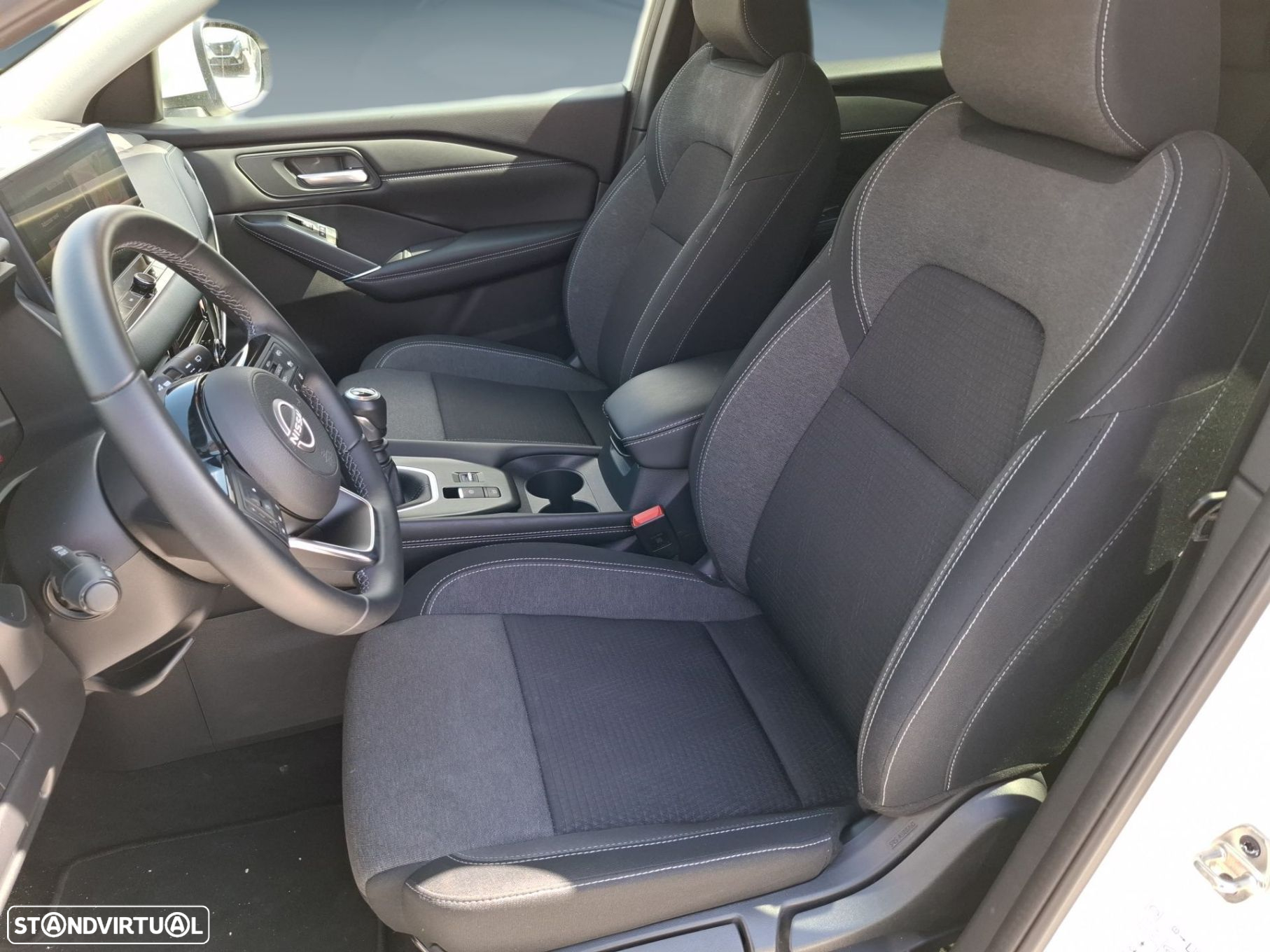 Nissan Qashqai 1.3 DIG-T N-Connecta LED+SKY - 11
