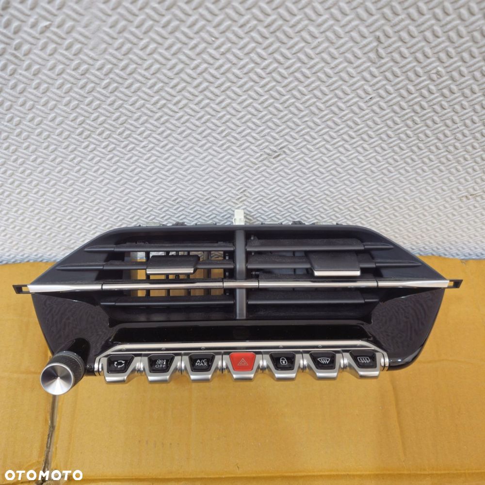 peugeot 208 ii panel sterowanie przyciski klimatyzacji - 1