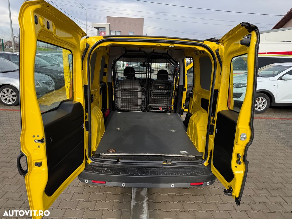 Fiat Doblo Combi 1.3 Mjet Maxi Confort - 33