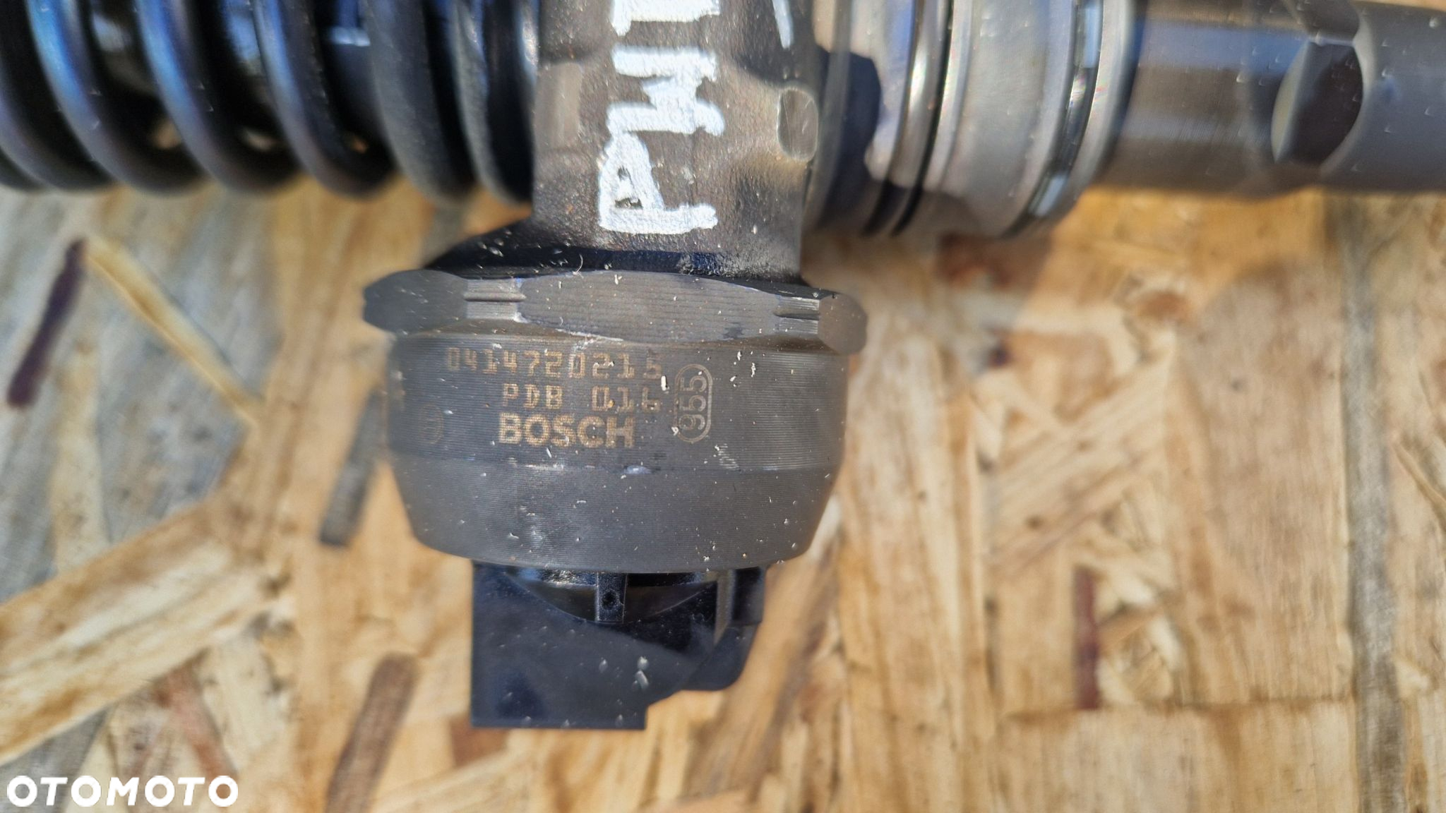 AUDI VW 038130073AG POMPO WTRYSK POMPOWTRYSKIWACZE BOCH 0414720215 - 2