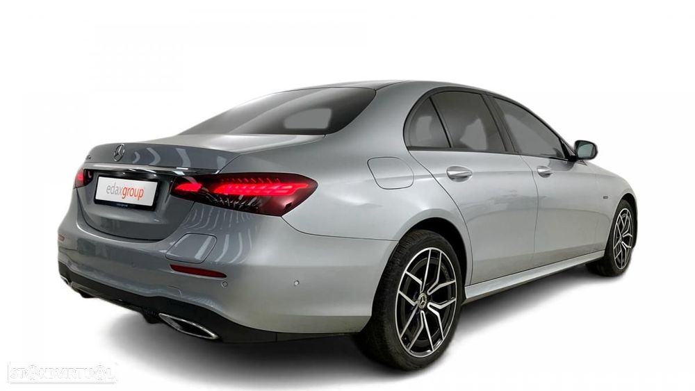 Mercedes-Benz E 300 de 9G-TRONIC - 2