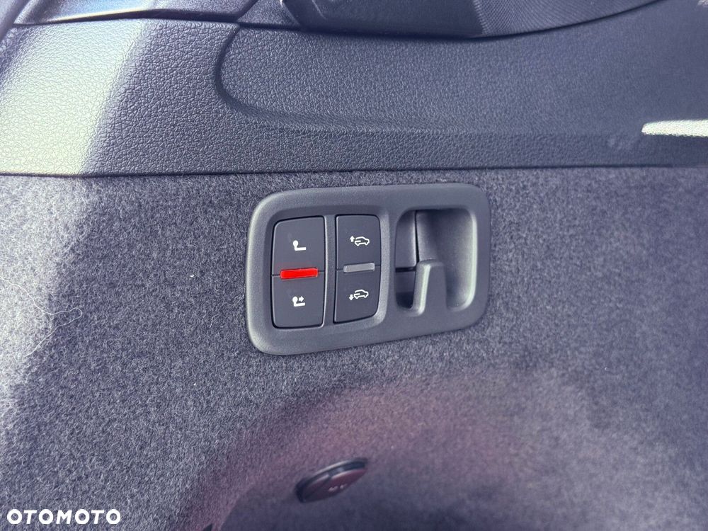 Audi Q7 60 TFSI e PHEV Quattro S Line Tiptr - 31