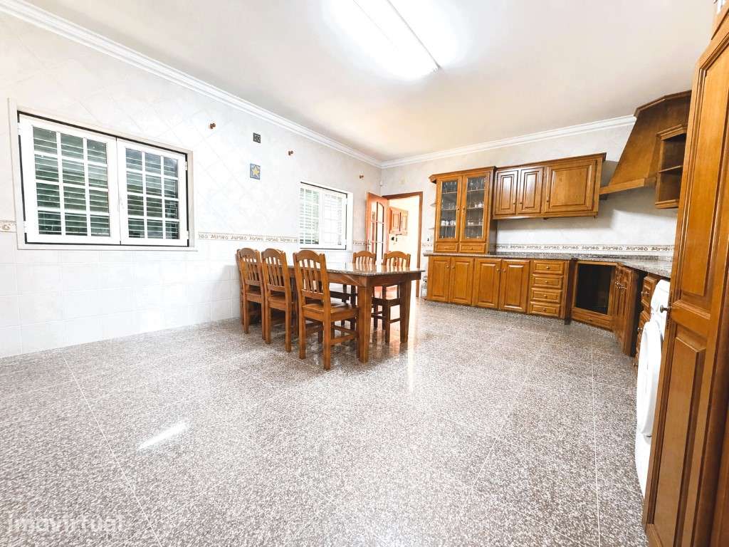 Moradia T3 Térrea com Vista Serra, Terreno de 6.320m² e Excelente L... - Grande imagem: 2/35
