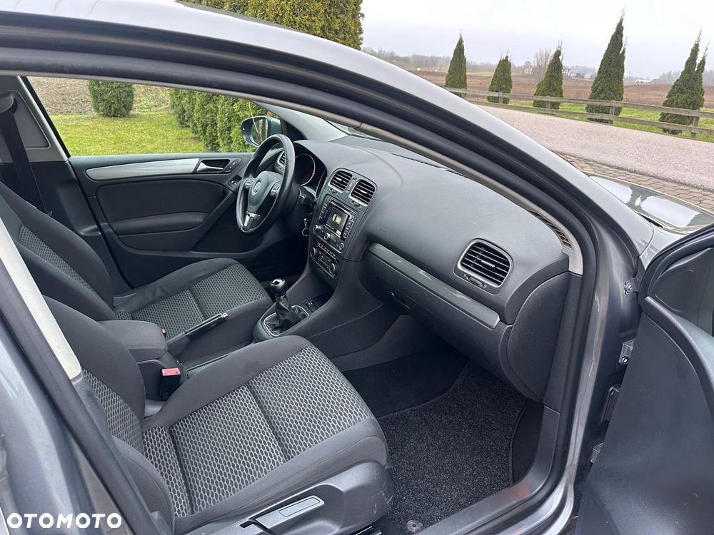 Volkswagen Golf 1.6 TDI DPF BlueMotion - 9