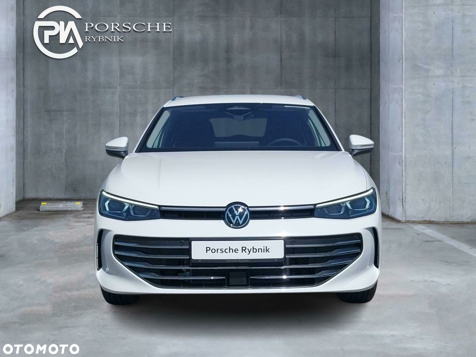 Volkswagen Passat - 10