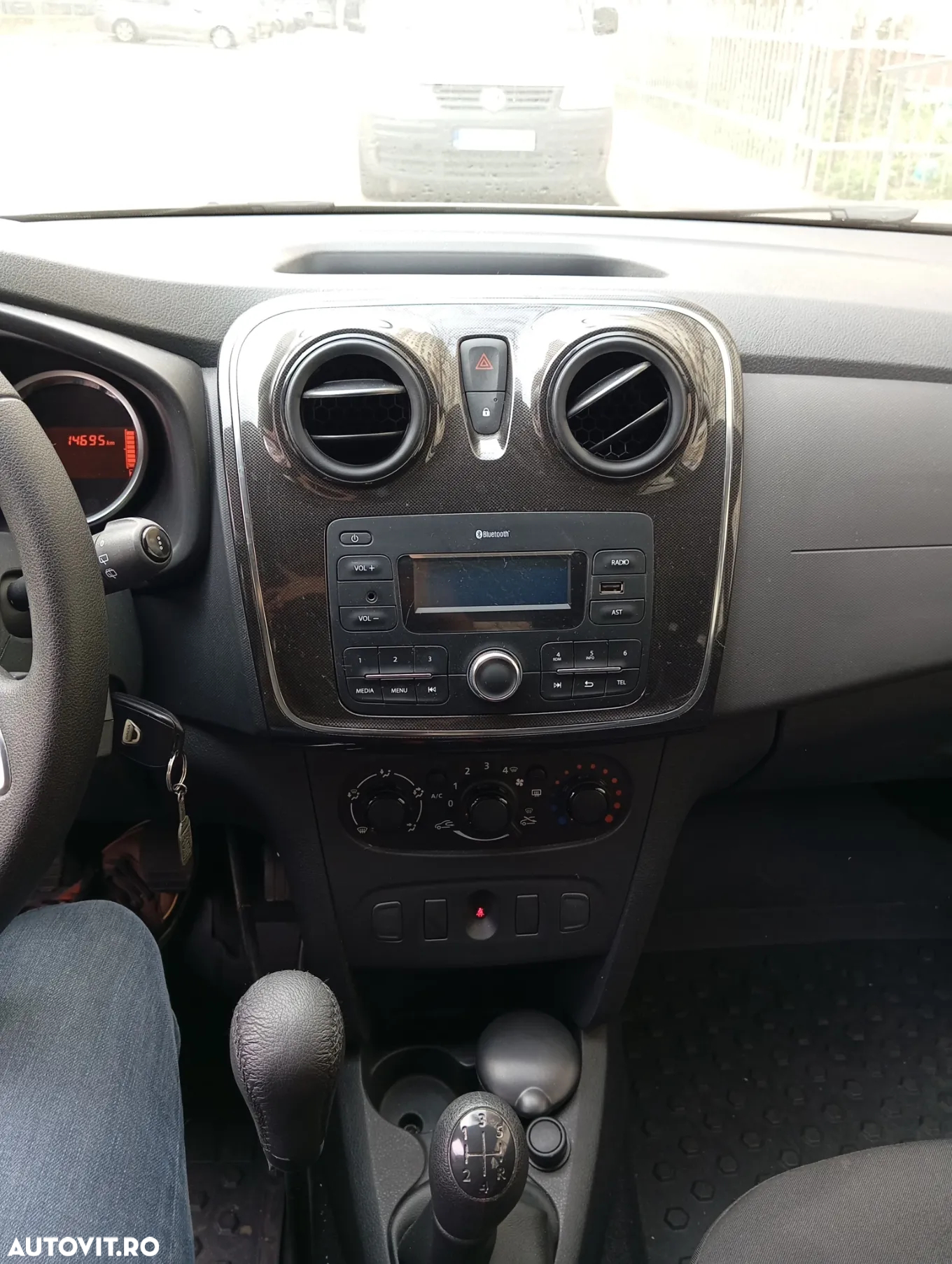 Dacia Logan - 4