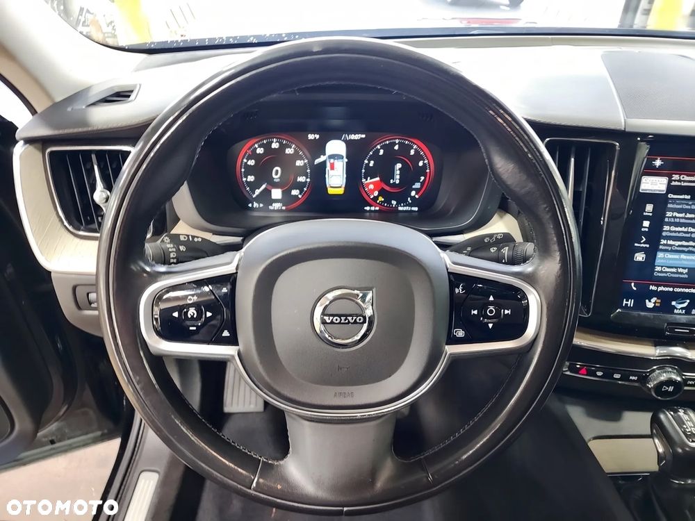 Volvo XC 60 T5 AWD Inscription - 8