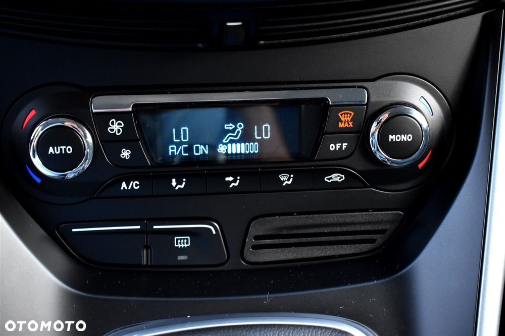 Ford Grand C-MAX 1.6 Titanium - 33