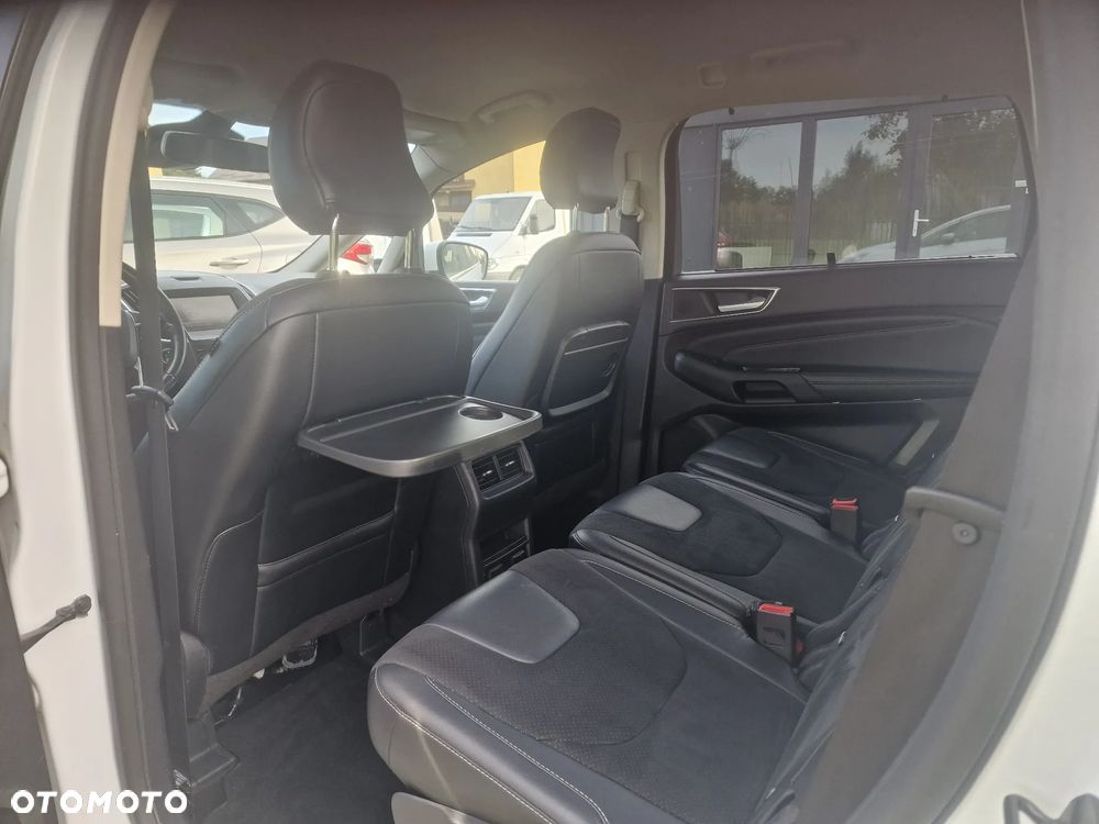Ford S-Max 2.0 TDCi 4WD Titanium PowerShift - 13