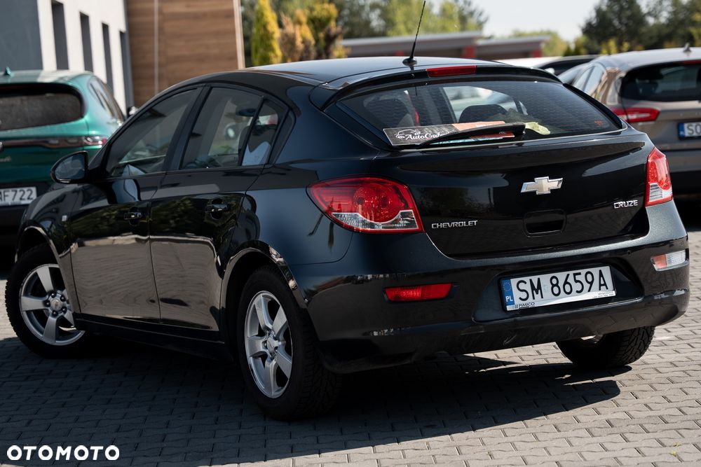 Chevrolet Cruze - 14