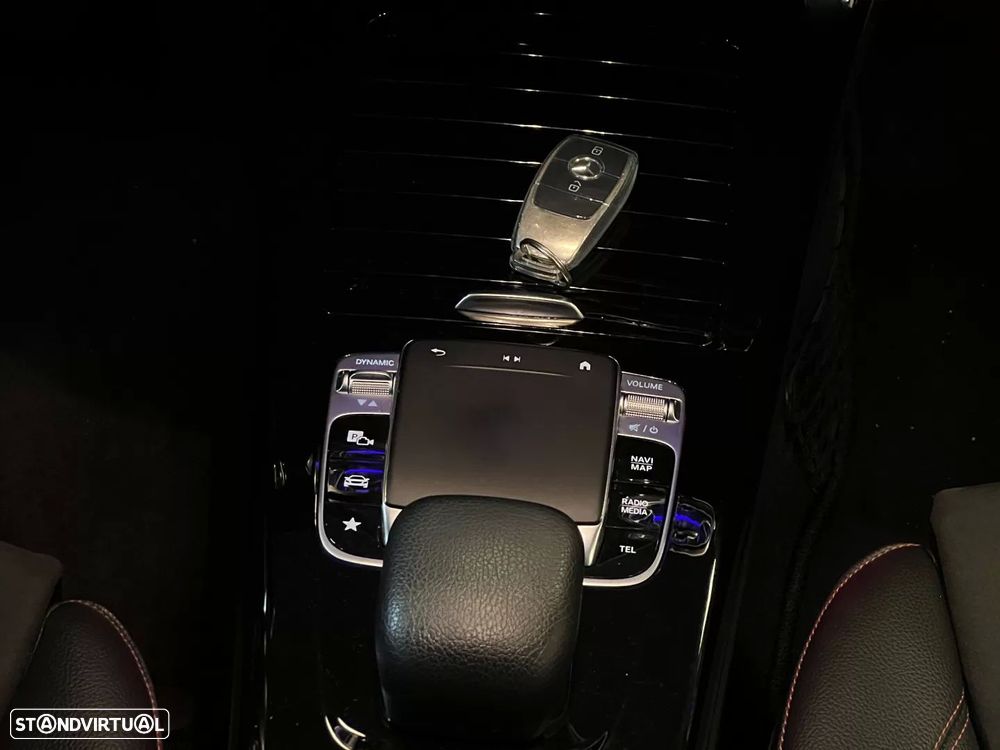 Mercedes-Benz A 180 d 7G-DCT AMG Line - 25