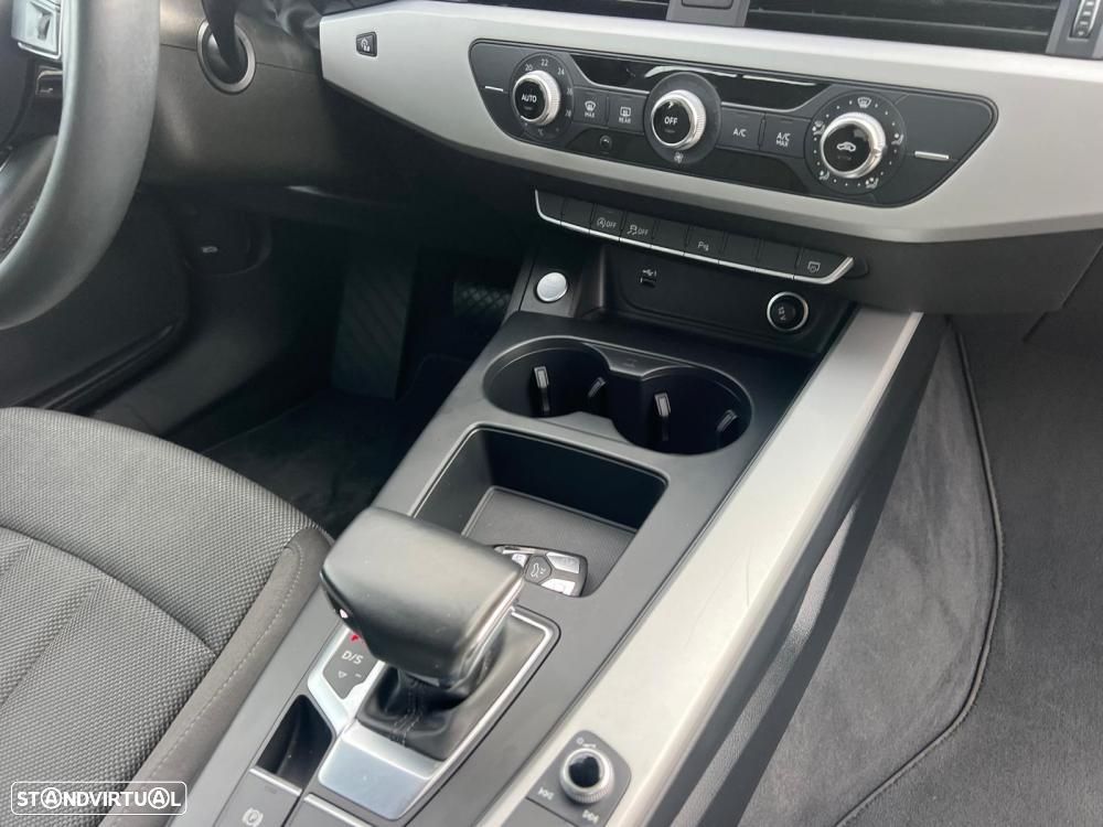 Audi A4 35 TDI S tronic - 9