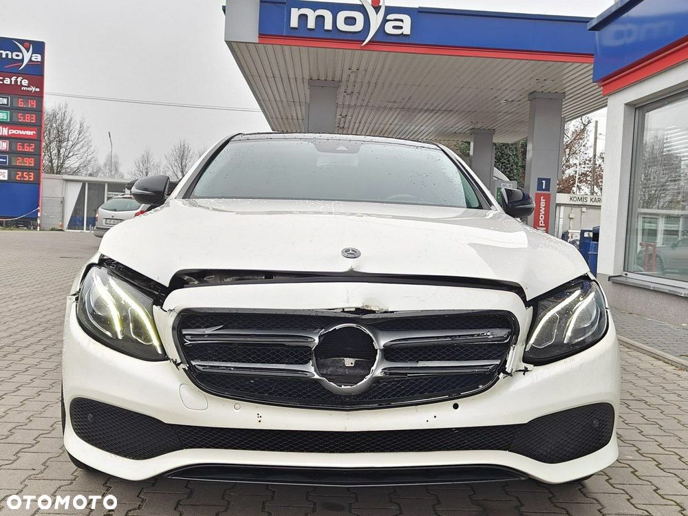 Mercedes-Benz Klasa E - 2