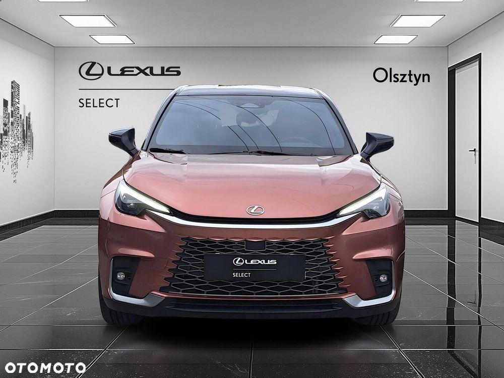 Lexus LBX - 4