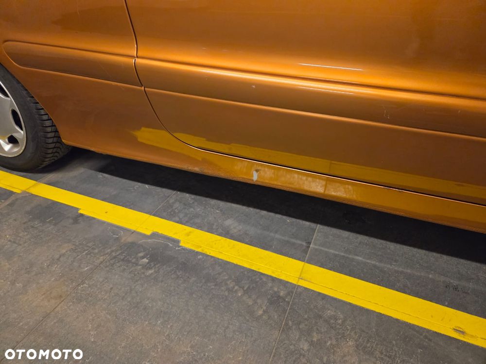 Volvo C70 - 25