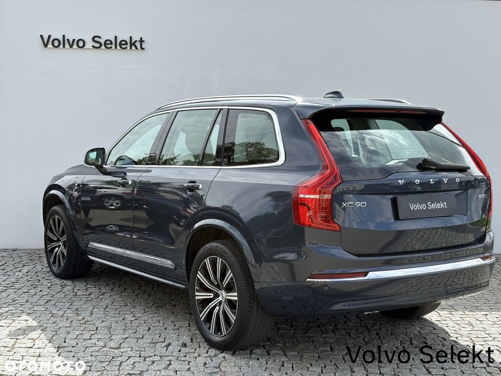 Volvo XC 90 - 7